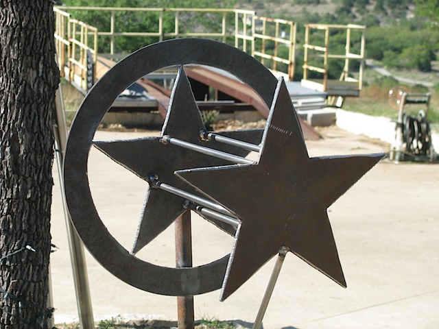 custom hose rack_lonestar